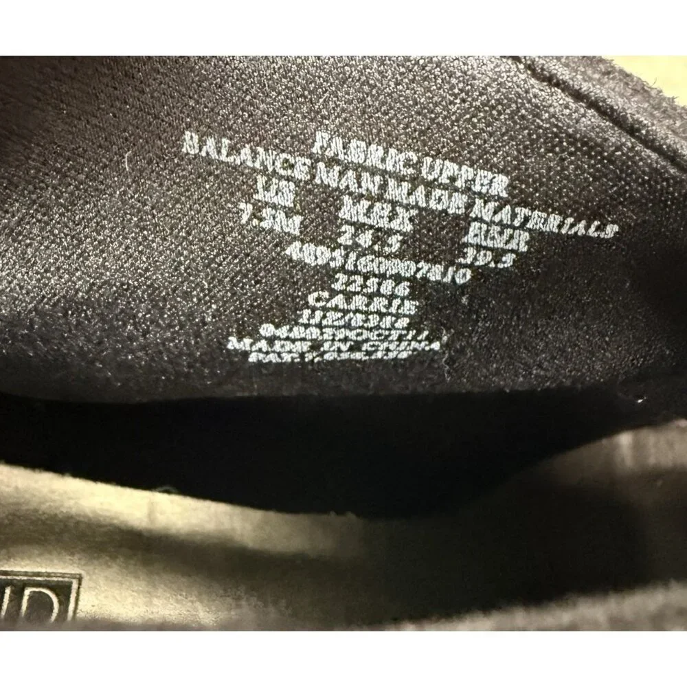 Trend Report Ankle Booties Slip On Chunky Block High Heel Suede Boot Size 7.5 - Picture 5 of 5